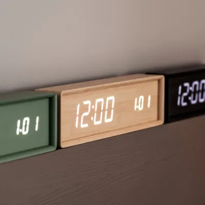 오블롱 우드 인테리어 LED 탁상시계 38cm